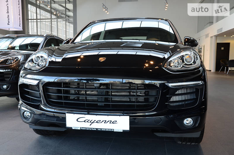 Porsche Cayenne 2016 года