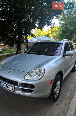 Porsche Cayenne 2005