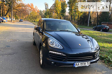 Porsche Cayenne  2011