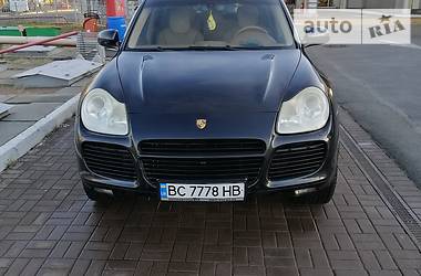 Porsche Cayenne  2005