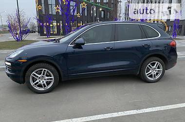 Porsche Cayenne  2012