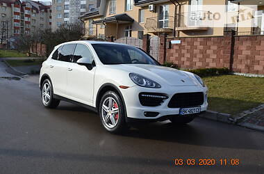 Porsche Cayenne TURBO 2010