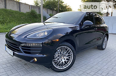 Porsche Cayenne   S 2010