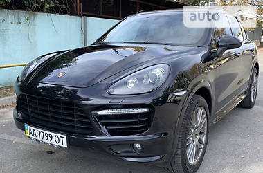 Porsche Cayenne Turbo  2013