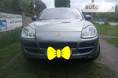 Porsche Cayenne  2003
