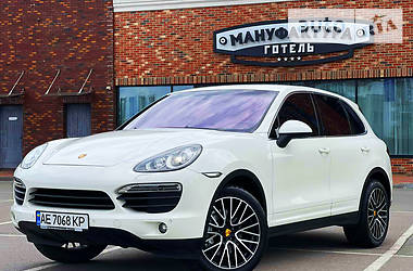 Porsche Cayenne OFICIAL MAXIMAL 2011