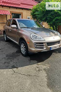 Porsche Cayenne  2008