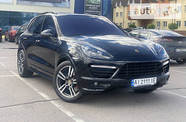 Porsche Cayenne GTS 2013