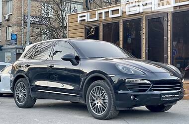 Porsche Cayenne S  2013