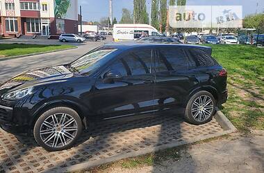 Porsche Cayenne Platinum Edition  2017