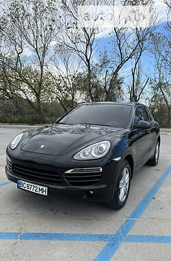 Porsche Cayenne  2011