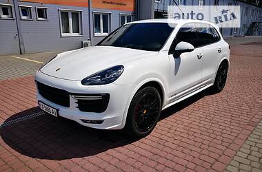 Porsche Cayenne GTS 2017