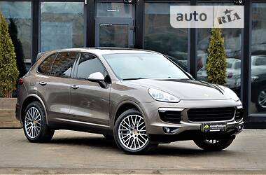 Porsche Cayenne AWD 2016