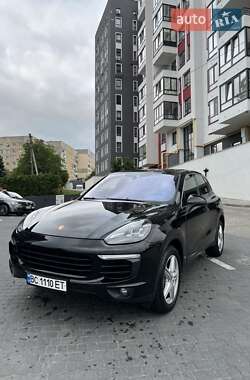 Porsche Cayenne  2015