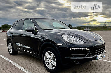 Porsche Cayenne  2012