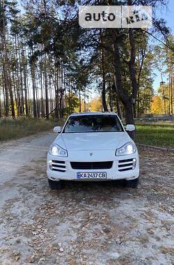 Porsche Cayenne  2008