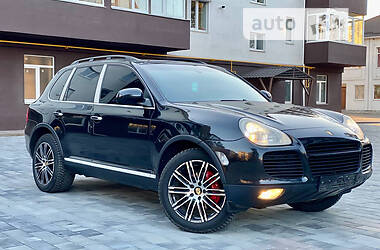 Porsche Cayenne  2005