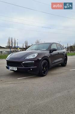 Porsche Cayenne  2012