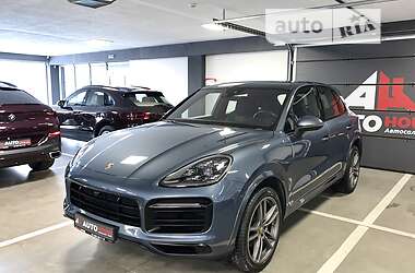 Porsche Cayenne  2018