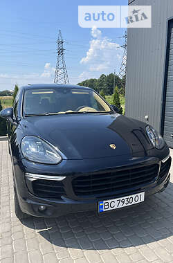 Porsche Cayenne  2014