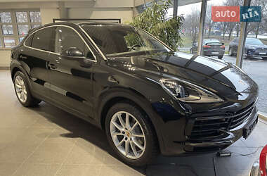 Porsche Cayenne  2022