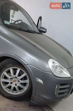 Porsche Cayenne  2007