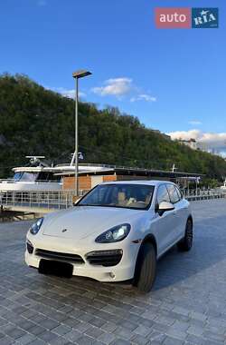 Porsche Cayenne 2012