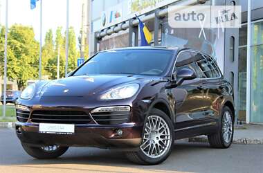 Porsche Cayenne S 4.8 400HP 2011