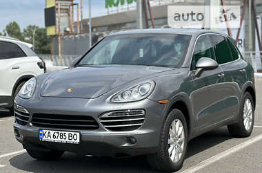 Porsche Cayenne 2600 2013