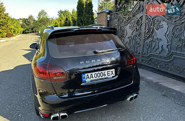Porsche Cayenne  2013