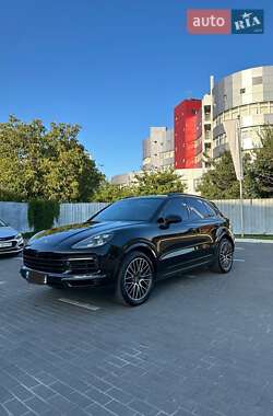 Porsche Cayenne  2017