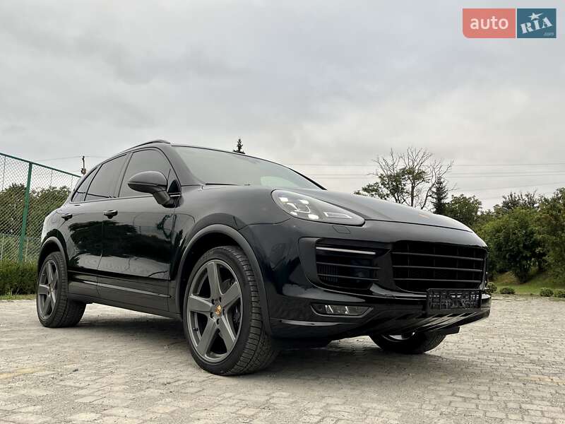 Внедорожник / Кроссовер Porsche Cayenne 2015 в Тернополе фото 5 Внедорожник / Кроссовер Porsche Cayenne 2015 в Тернополе