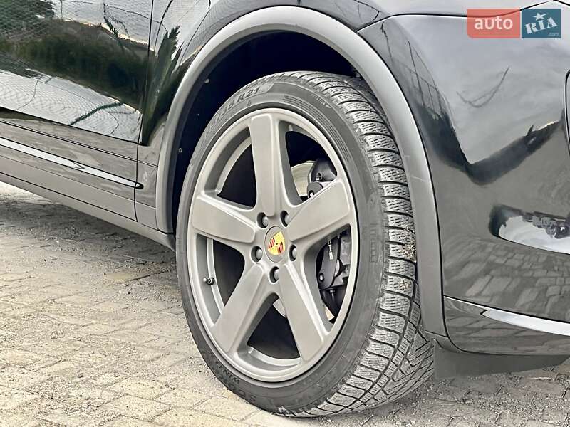 Внедорожник / Кроссовер Porsche Cayenne 2015 в Тернополе фото 11 Внедорожник / Кроссовер Porsche Cayenne 2015 в Тернополе