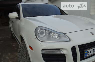 Porsche Cayenne GTS  2008
