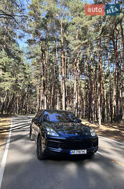 Porsche Cayenne  2019