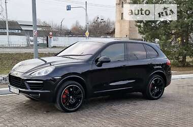Porsche Cayenne  2011