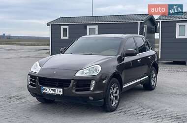 Porsche Cayenne  2009