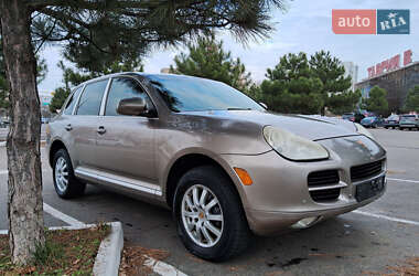 Porsche Cayenne  2006