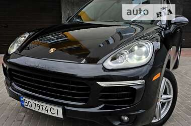 Porsche Cayenne  2015