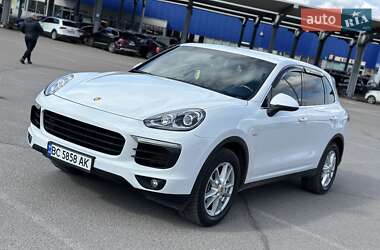 Porsche Cayenne  2016