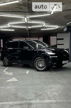 Porsche Cayenne  2014