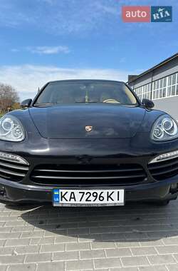 Porsche Cayenne  2011