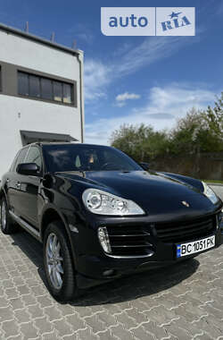 Porsche Cayenne  2009