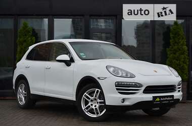 Porsche Cayenne  2012