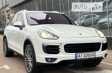 Porsche Cayenne  2015