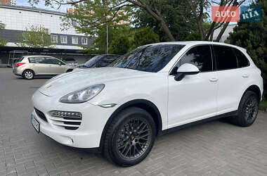 Porsche Cayenne  2013