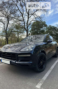 Porsche Cayenne  2020