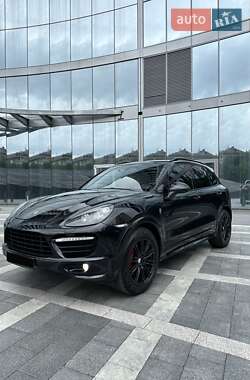 Porsche Cayenne  2013