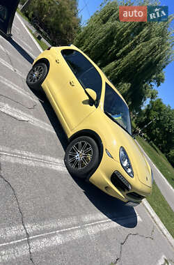 Porsche Cayenne 2010