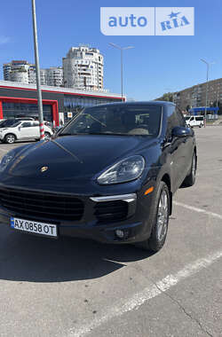 Porsche Cayenne  2015